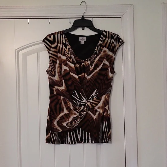 Top - Picture 1 of 1